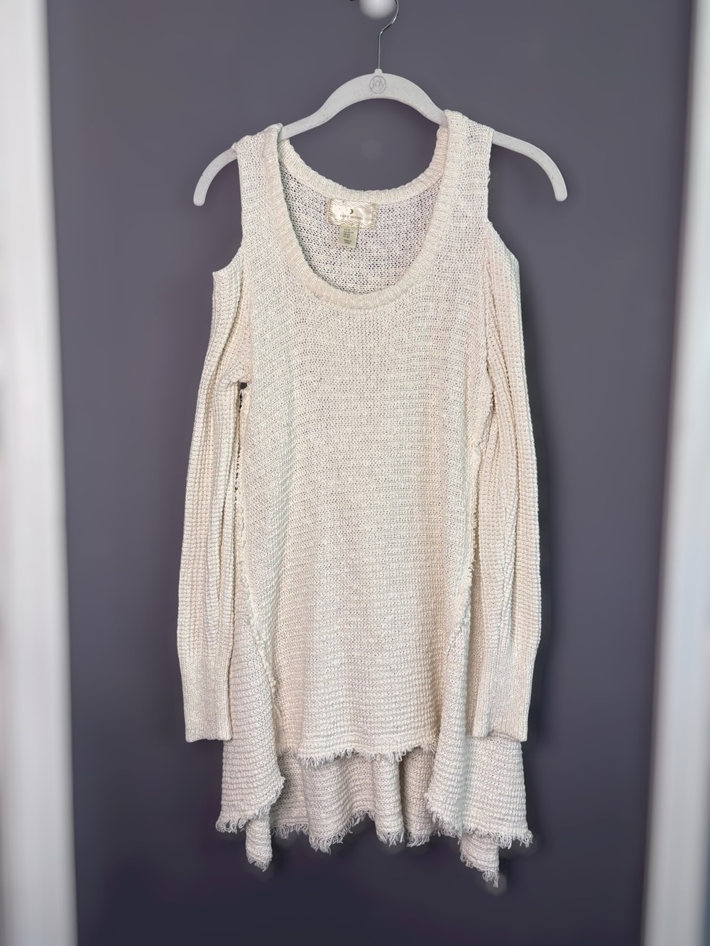 Ruby Moon Cream Cold Shoulder Knit Tunic Sweater Raw Hem XS